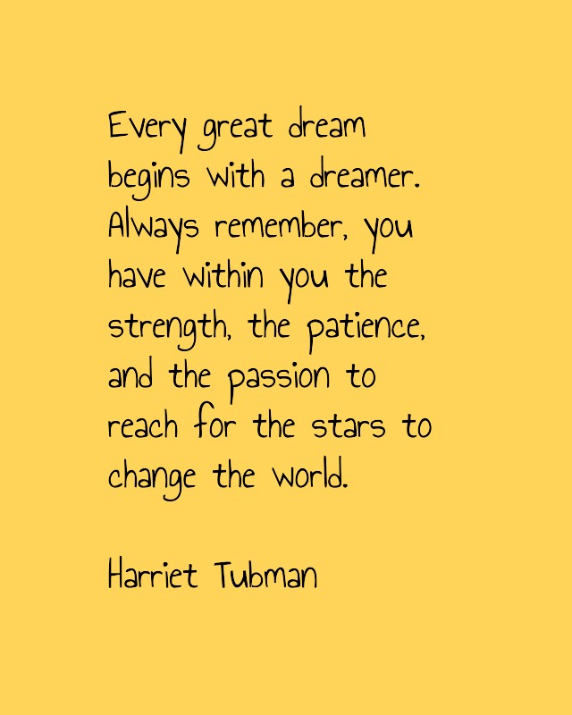 17 Motivational Quotes to Help You Achieve Your Dreams